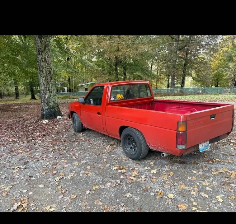 1991 Nissan Frontier - Image 5 of 7