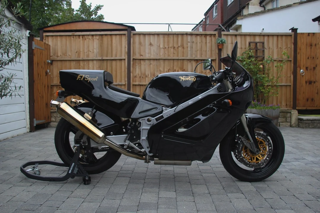 1991 Norton - Image 3 of 30