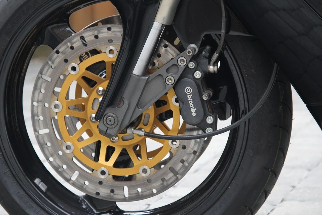 1991 Norton - Image 17 of 30
