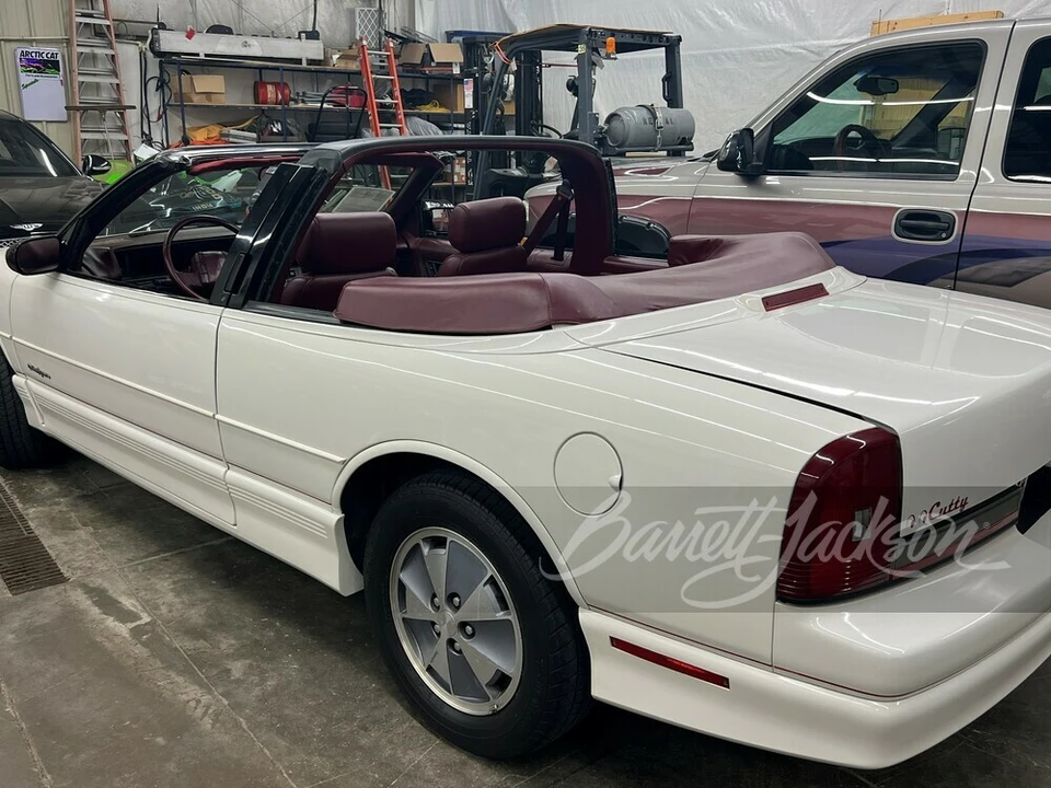 1991 Oldsmobile Cutlass Supreme - Image 6 of 6