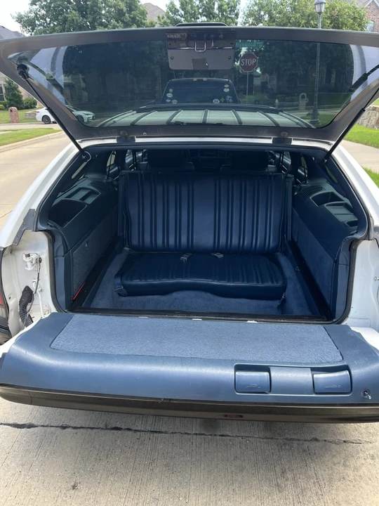 1991 Oldsmobile Custom Cruiser - Image 6 of 7