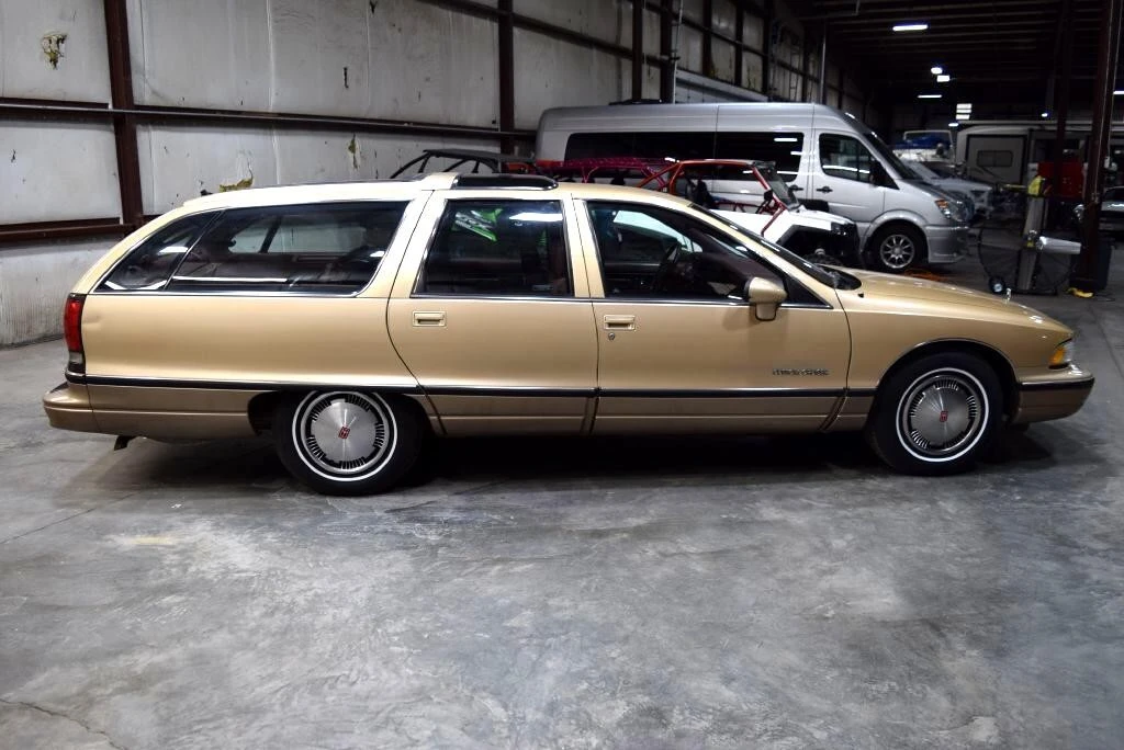 1991 Oldsmobile Custom Cruiser - Image 7 of 21