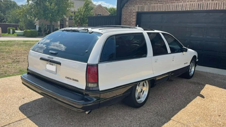 1991 Oldsmobile Custom Cruiser - Image 4 of 21