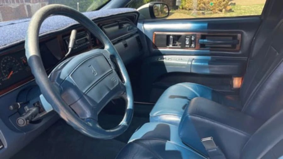 1991 Oldsmobile Custom Cruiser - Image 5 of 21