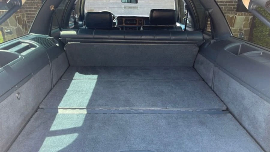1991 Oldsmobile Custom Cruiser - Image 7 of 21