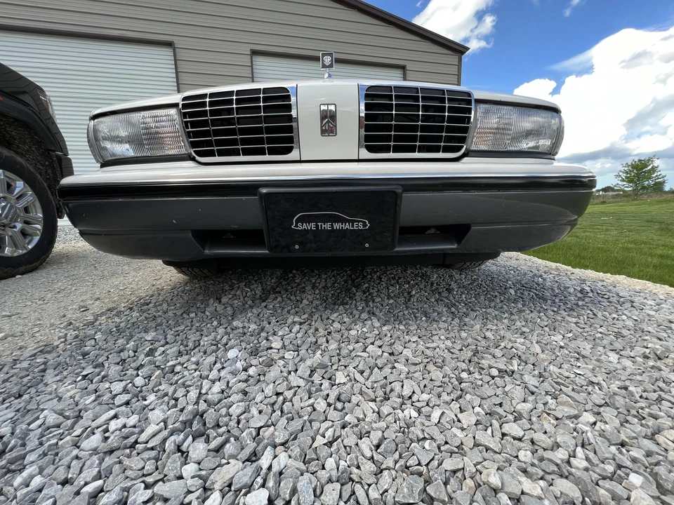 1991 Oldsmobile Custom Cruiser - Image 6 of 31