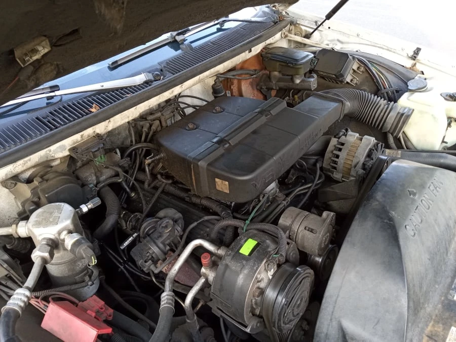 1991 Oldsmobile Custom Cruiser - Image 11 of 14
