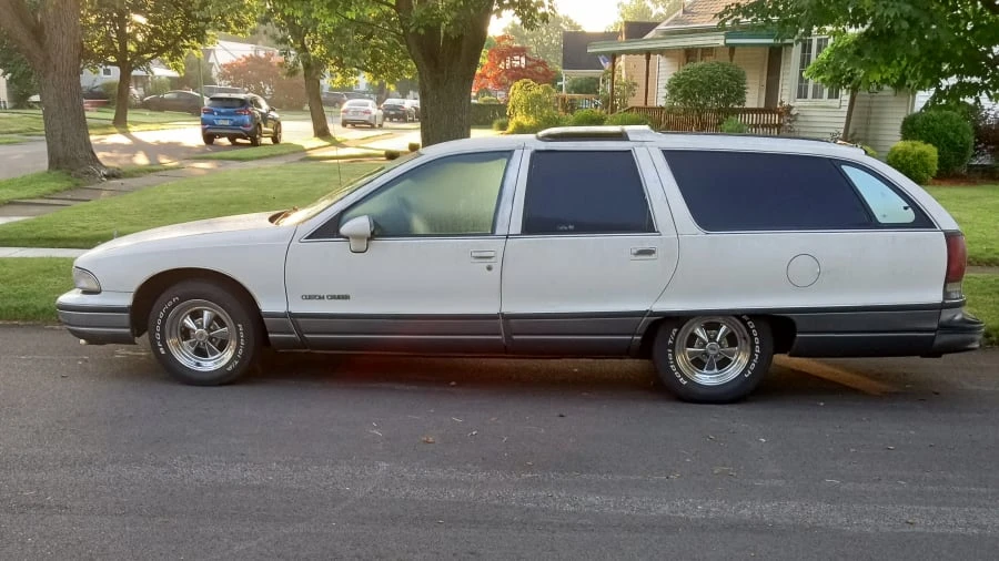 1991 Oldsmobile Custom Cruiser - Image 6 of 14