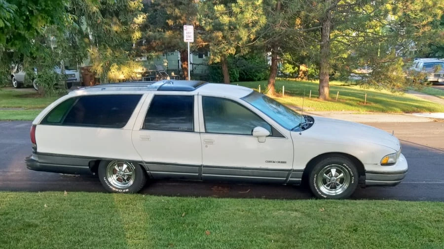 1991 Oldsmobile Custom Cruiser - Image 2 of 14