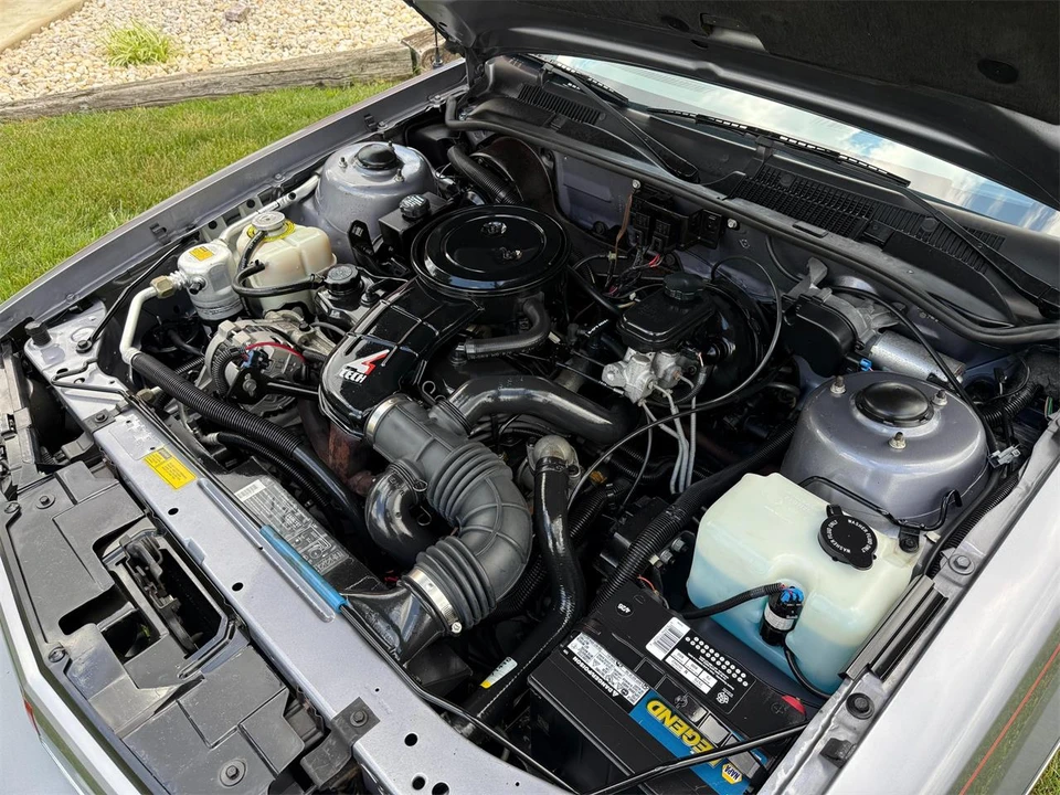 1991 Oldsmobile Calais - Image 6 of 31