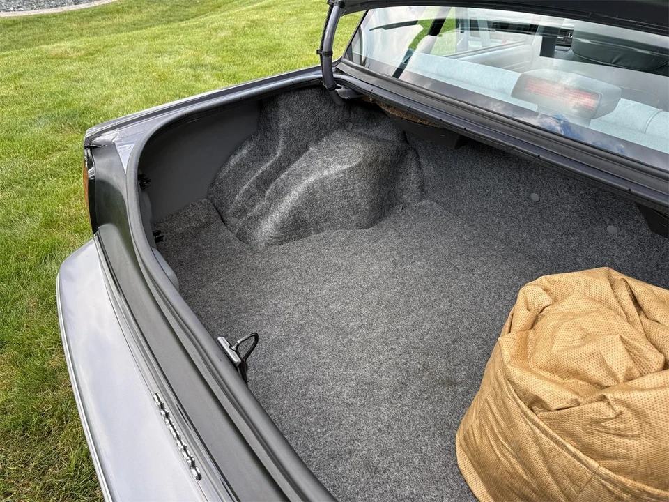 1991 Oldsmobile Calais - Image 11 of 31