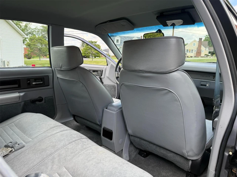 1991 Oldsmobile Calais - Image 15 of 31