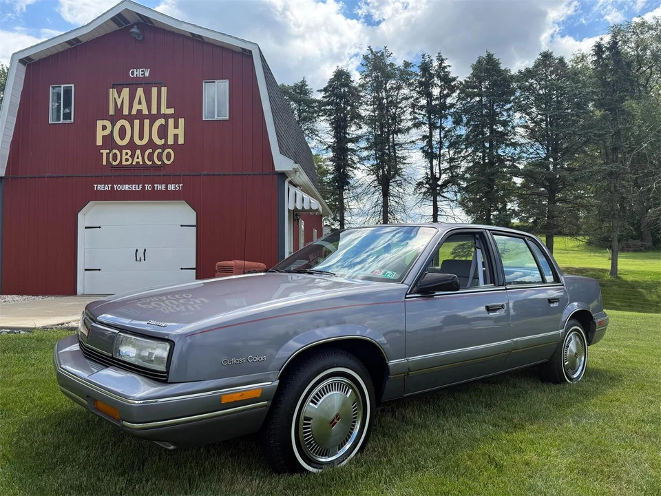 1991 Oldsmobile Calais - Image 2 of 31