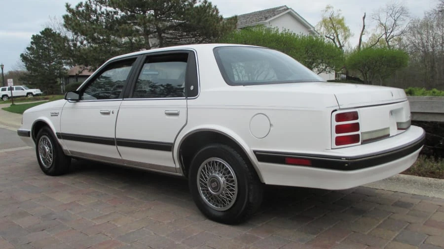 1991 Oldsmobile Cutlass Ciera - Image 3 of 14
