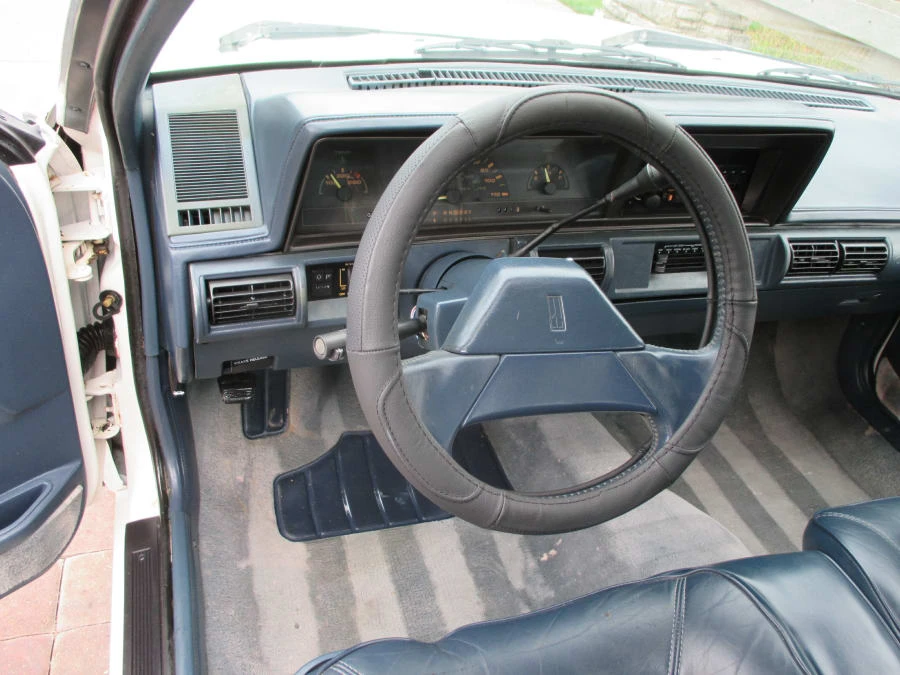 1991 Oldsmobile Cutlass Ciera - Image 4 of 14