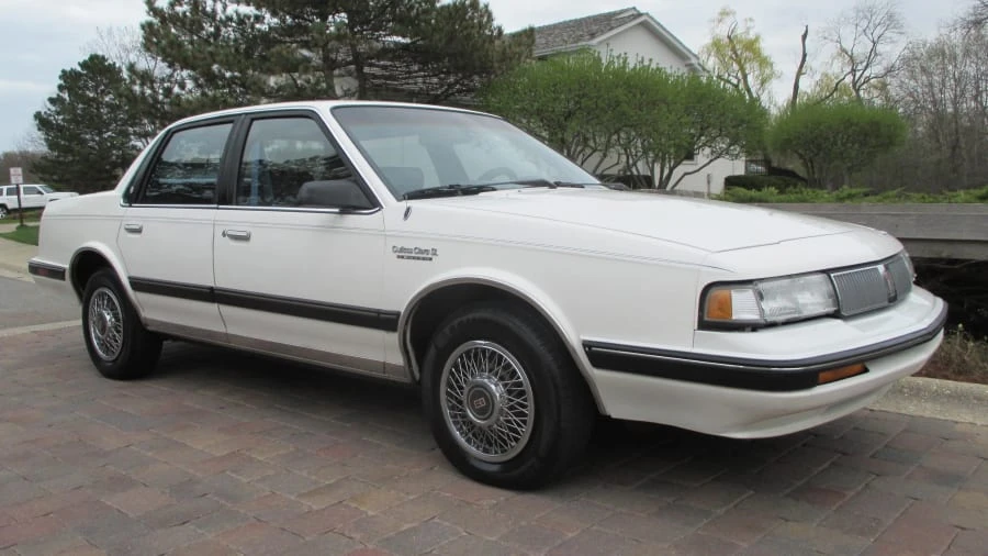 1991 Oldsmobile Cutlass Ciera - Image 14 of 14