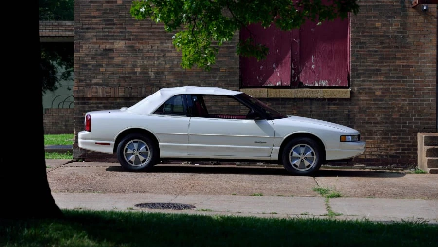 1991 Oldsmobile Cutlass Ciera - Image 2 of 12