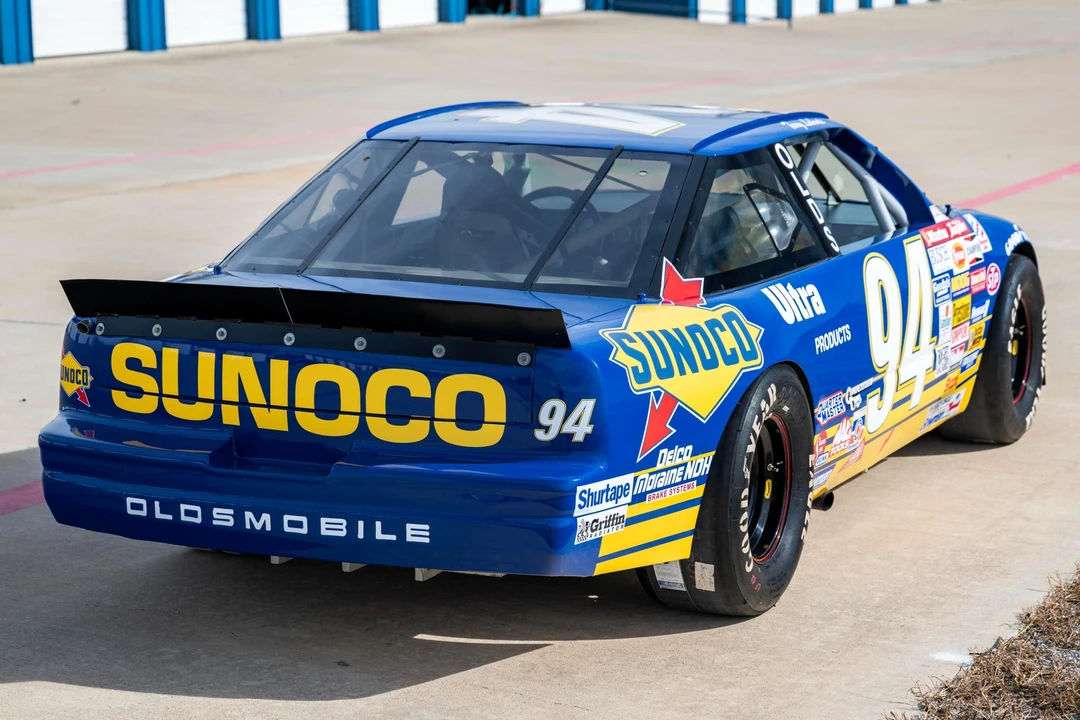1991 Oldsmobile Cutlass Ciera - Image 4 of 31