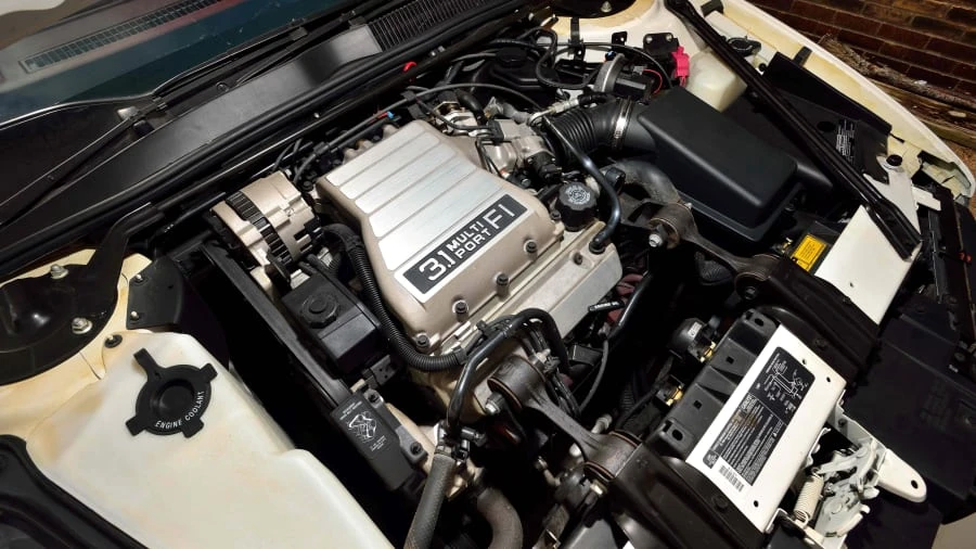 1991 Oldsmobile Cutlass Supreme - Image 7 of 17