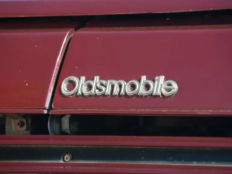 1991 Oldsmobile Toronado - Image 2 of 7