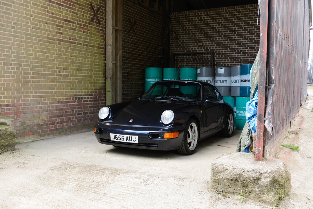 1991 Porsche 964 Carrera - Image 8 of 31