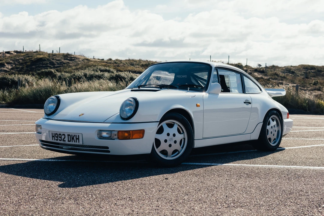 1991 Porsche 964 Carrera 4 - Image 2 of 31