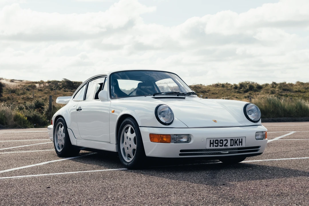 1991 Porsche 964 Carrera 4 - Image 12 of 31