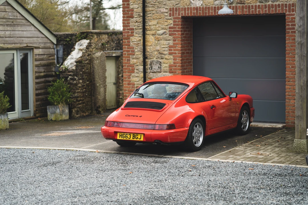 1990 Porsche 964 Carrera 4 - Image 6 of 31