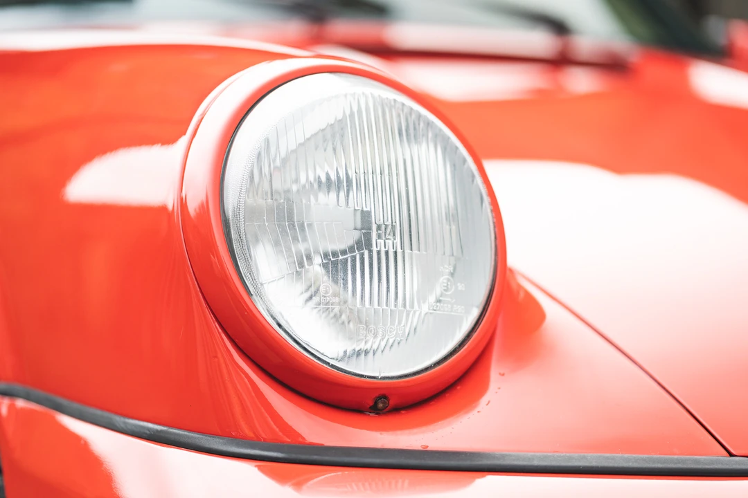 1990 Porsche 964 Carrera 4 - Image 25 of 31