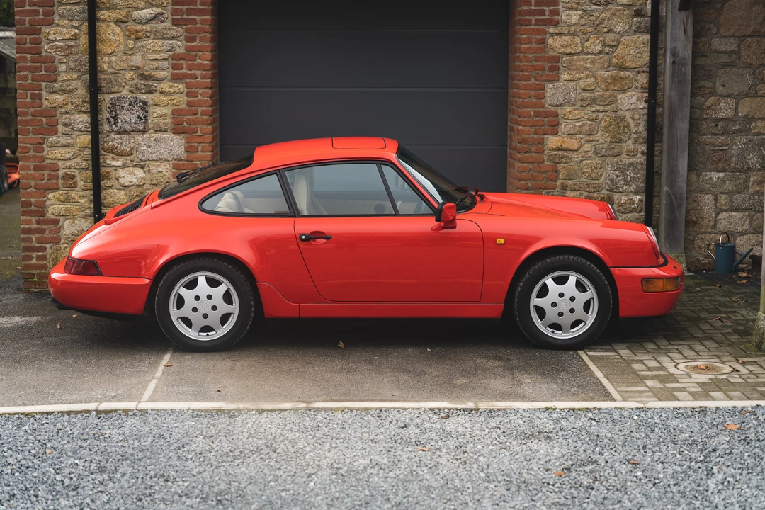 1990 Porsche 964 Carrera 4 - Image 5 of 31