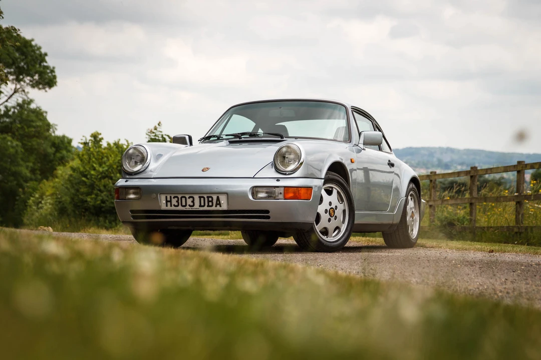 1991 Porsche 964 Carrera 4 - Image 17 of 31