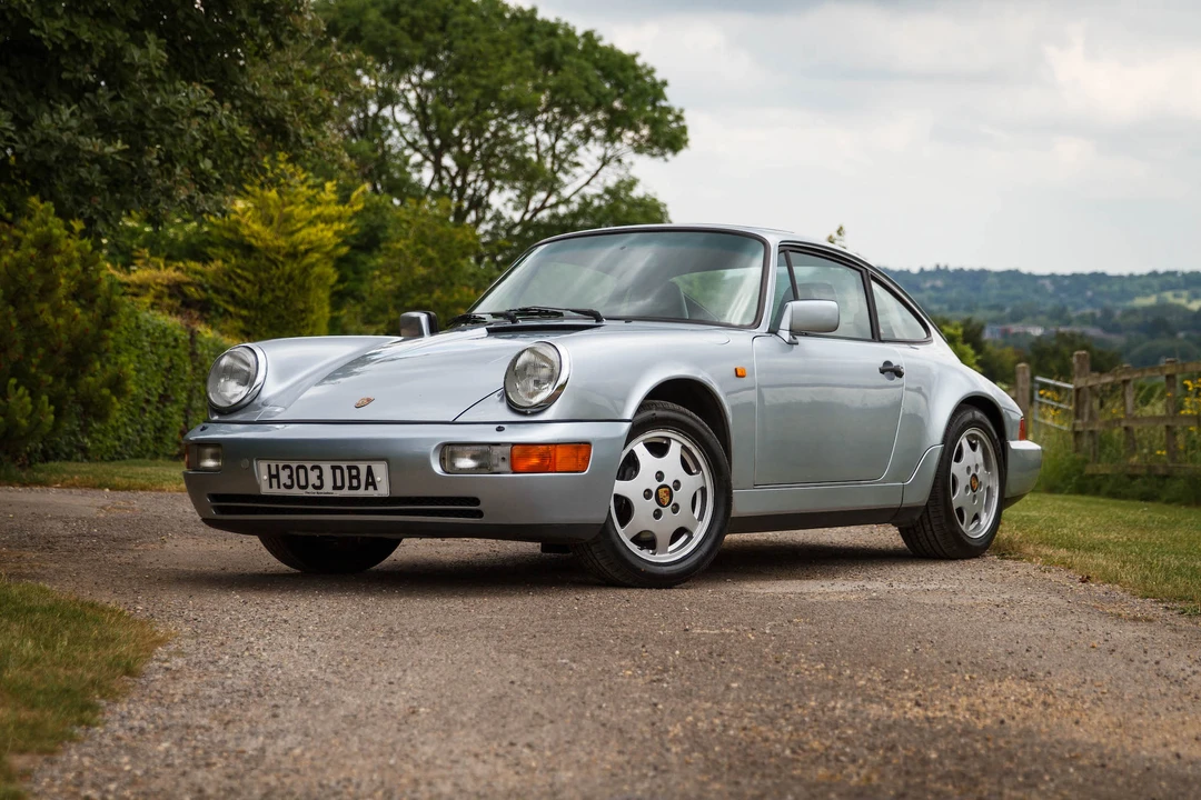 1991 Porsche 964 Carrera 4 - Image 11 of 31