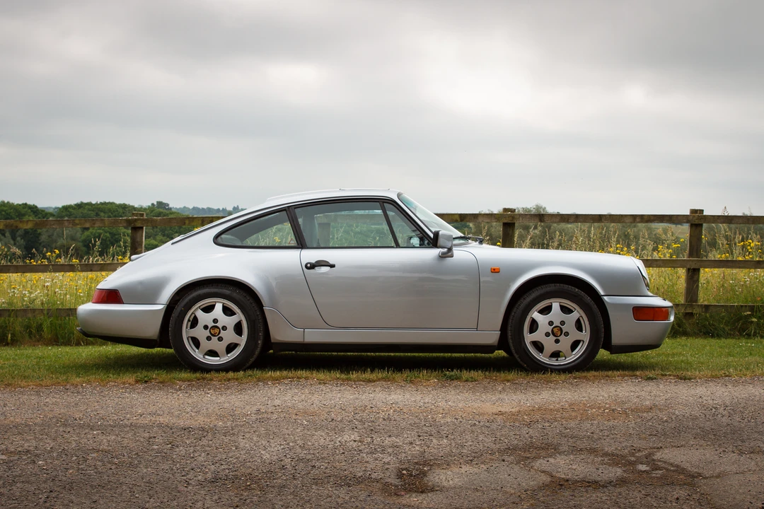 1991 Porsche 964 Carrera 4 - Image 26 of 31