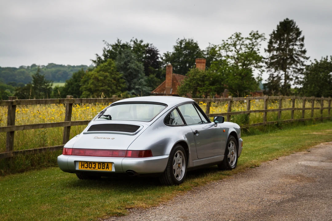 1991 Porsche 964 Carrera 4 - Image 23 of 31