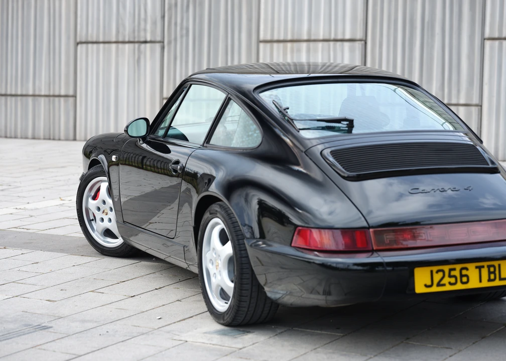 1991 Porsche 964 Carrera 4 - Image 28 of 31