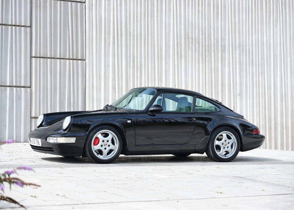 1991 Porsche 964 Carrera 4 - Image 9 of 31