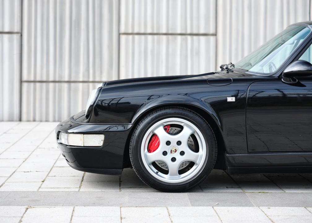 1991 Porsche 964 Carrera 4 - Image 25 of 31