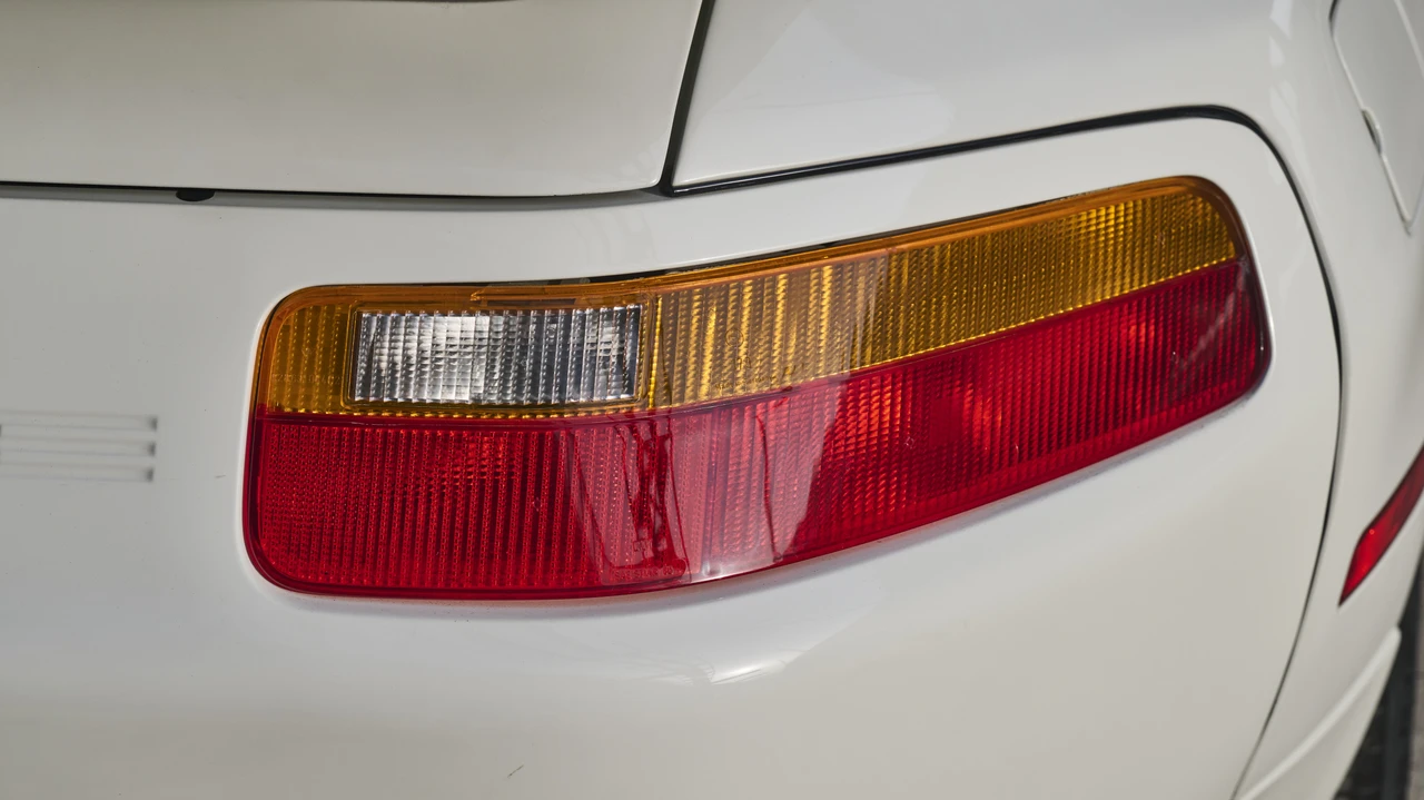 1991 Porsche 928 GT - Image 25 of 31