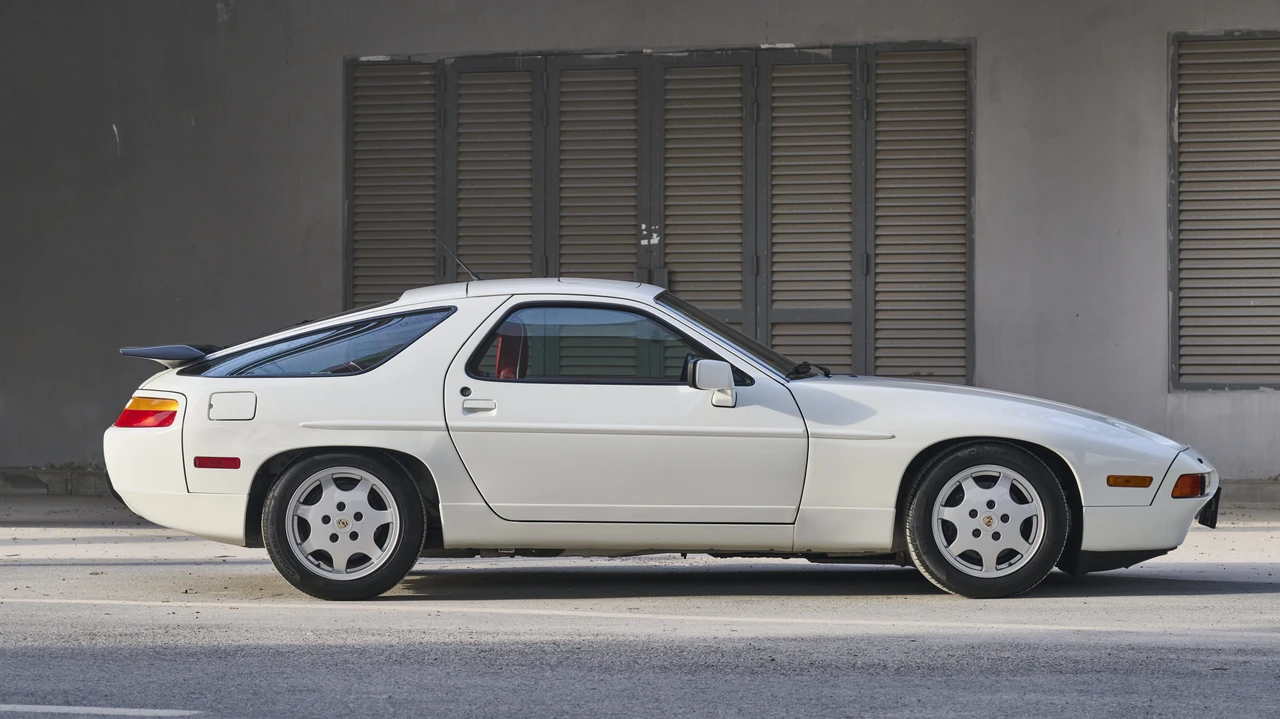 1991 Porsche 928 GT - Image 8 of 31