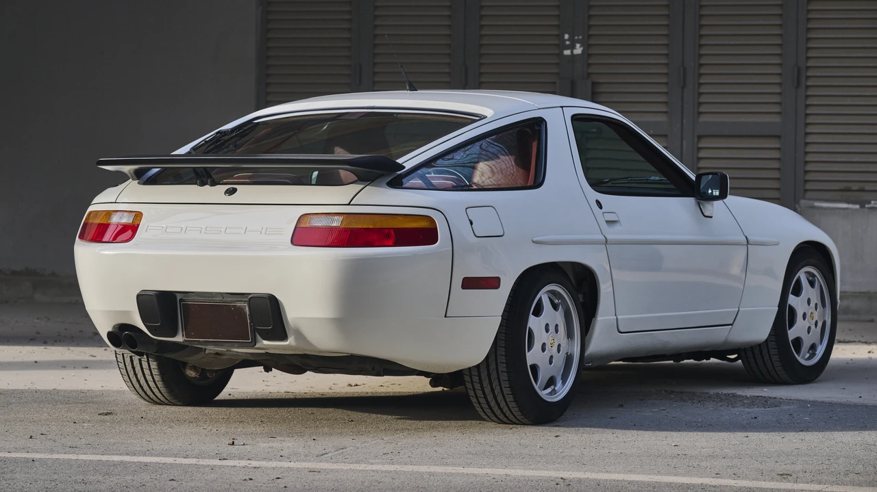 1991 Porsche 928 GT - Image 13 of 31