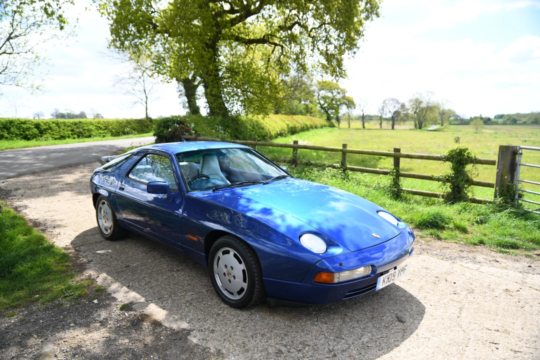 1991 Porsche 928 S4 - Image 5 of 31