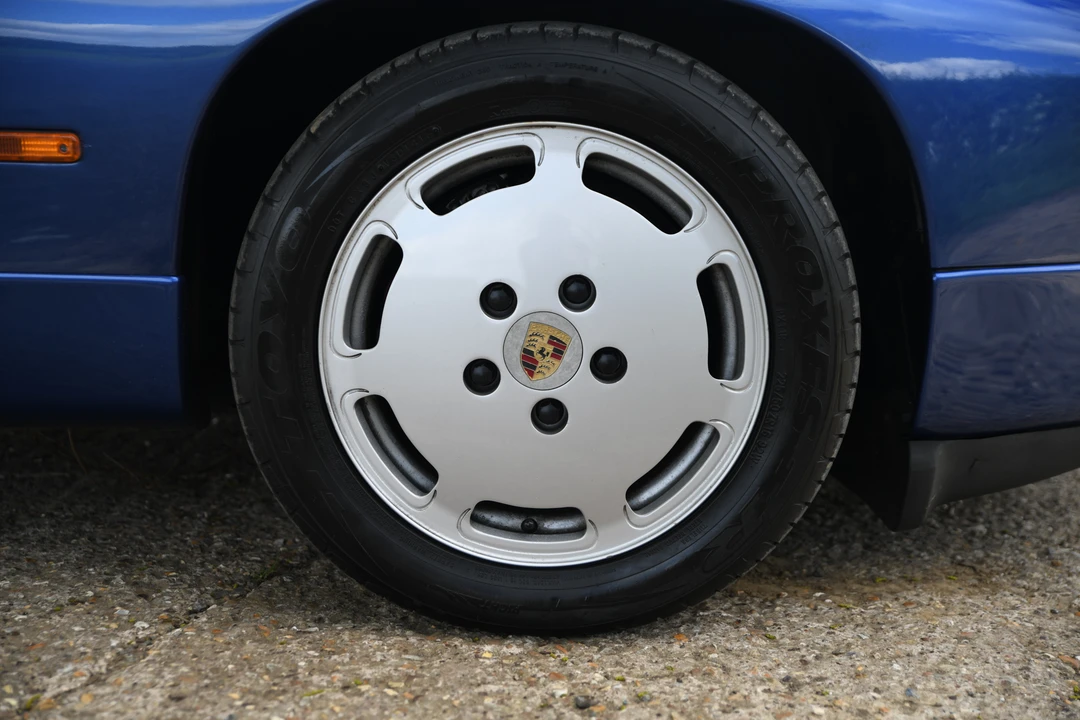 1991 Porsche 928 S4 - Image 17 of 31