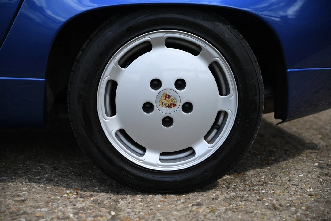 1991 Porsche 928 S4 - Image 19 of 31