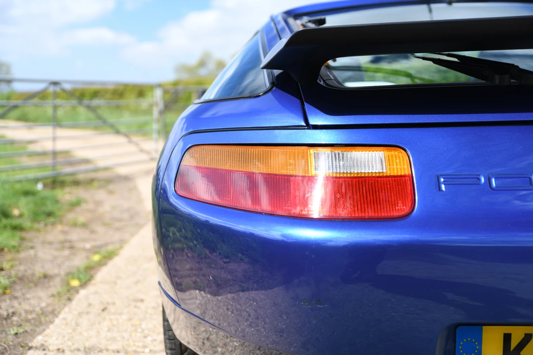1991 Porsche 928 S4 - Image 28 of 31