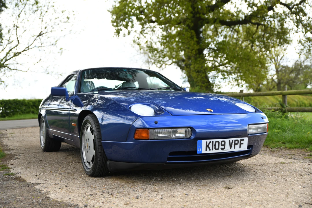 1991 Porsche 928 S4 - Image 2 of 31