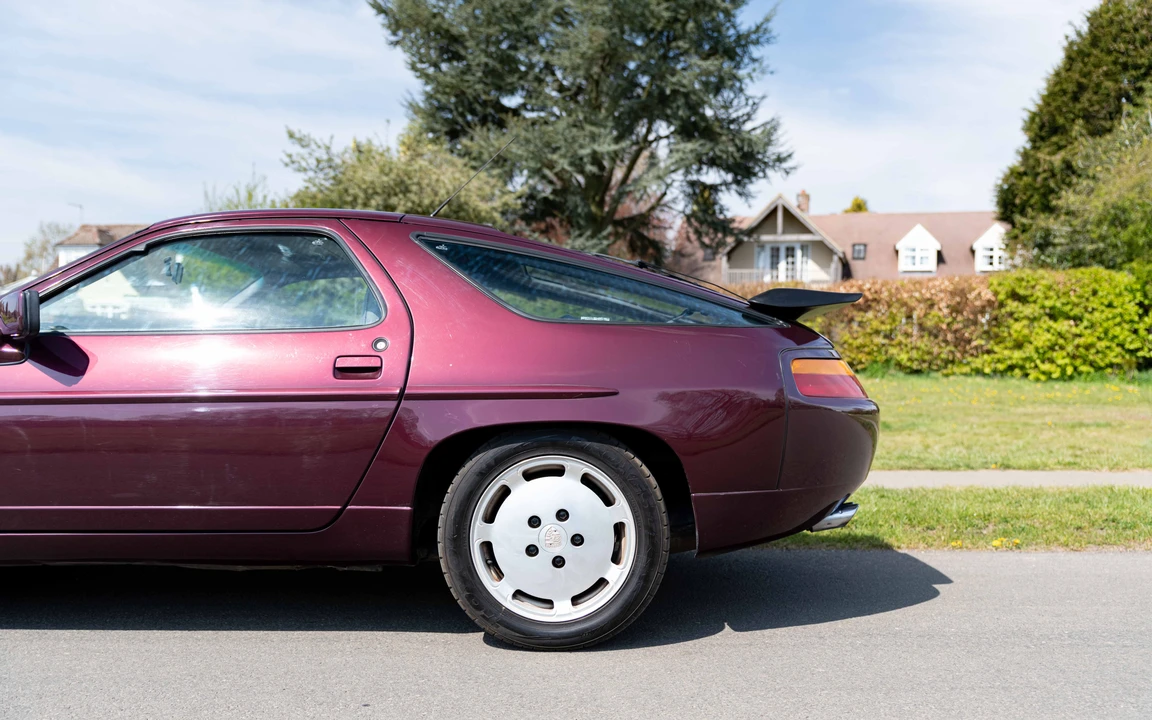 1991 Porsche 928 S4 - Image 22 of 31