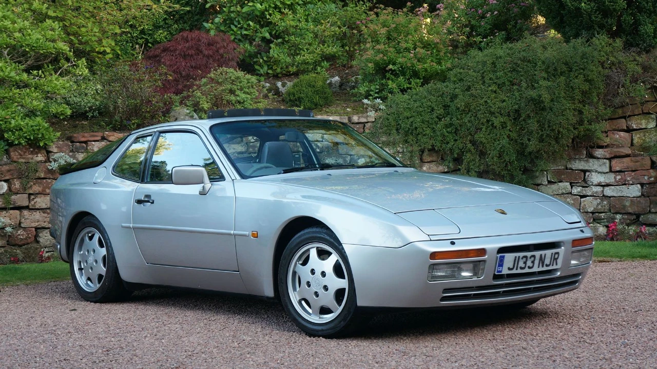 1991 Porsche 944 S2 - Image 3 of 31