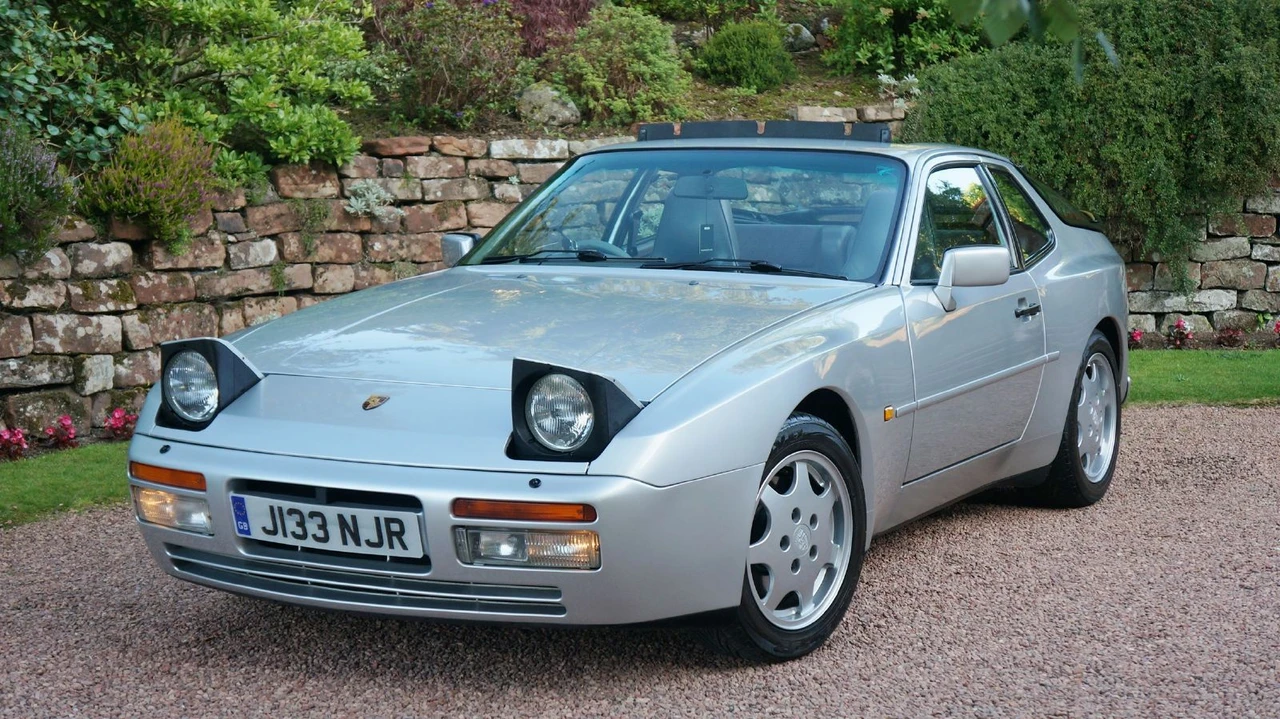 1991 Porsche 944 S2 - Image 2 of 31