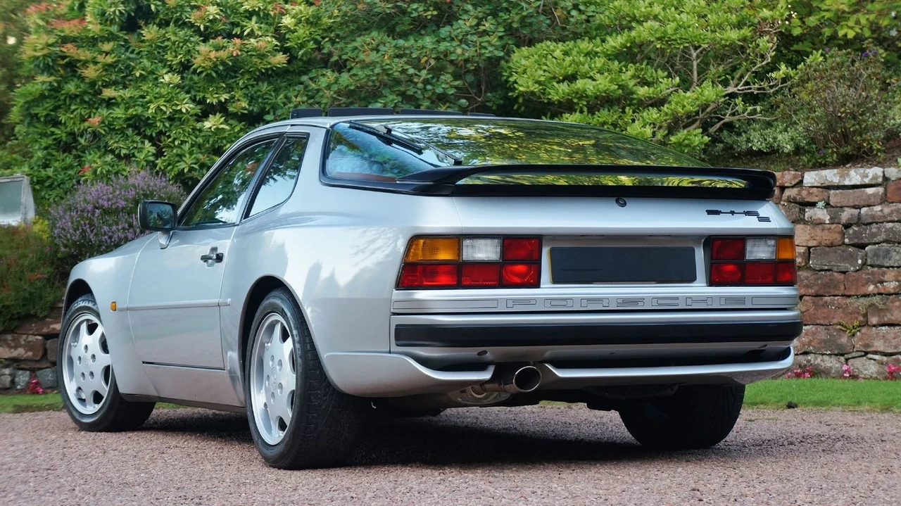 1991 Porsche 944 S2 - Image 12 of 31