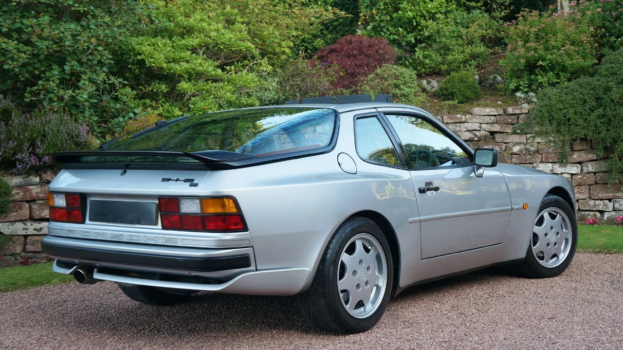 1991 Porsche 944 S2 - Image 16 of 31